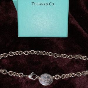 Tiffany & Co. Oval Chocker Necklace